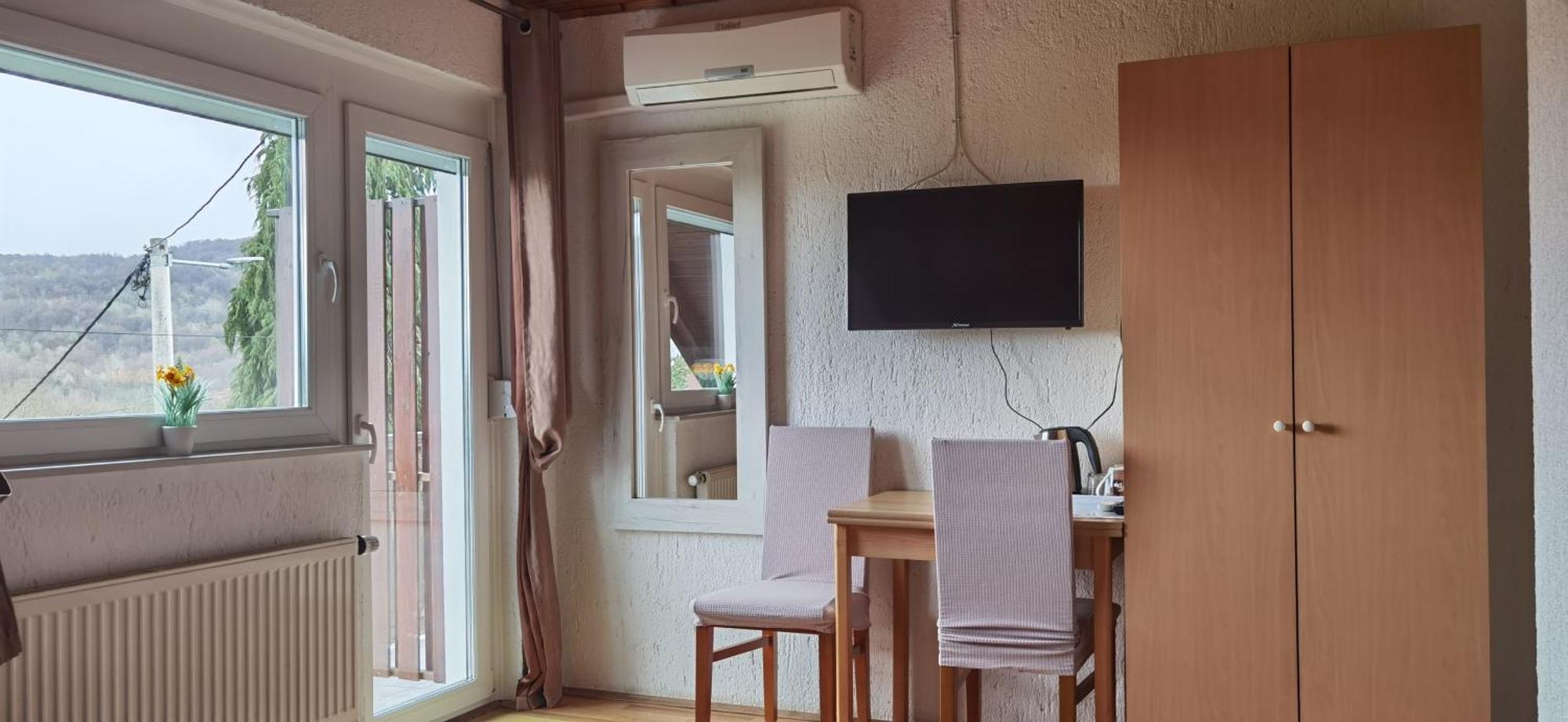 Hotel House Viktoria à Selište Drežničko Extérieur photo
